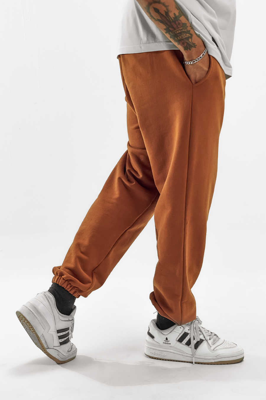 Essential Jogger – Camel