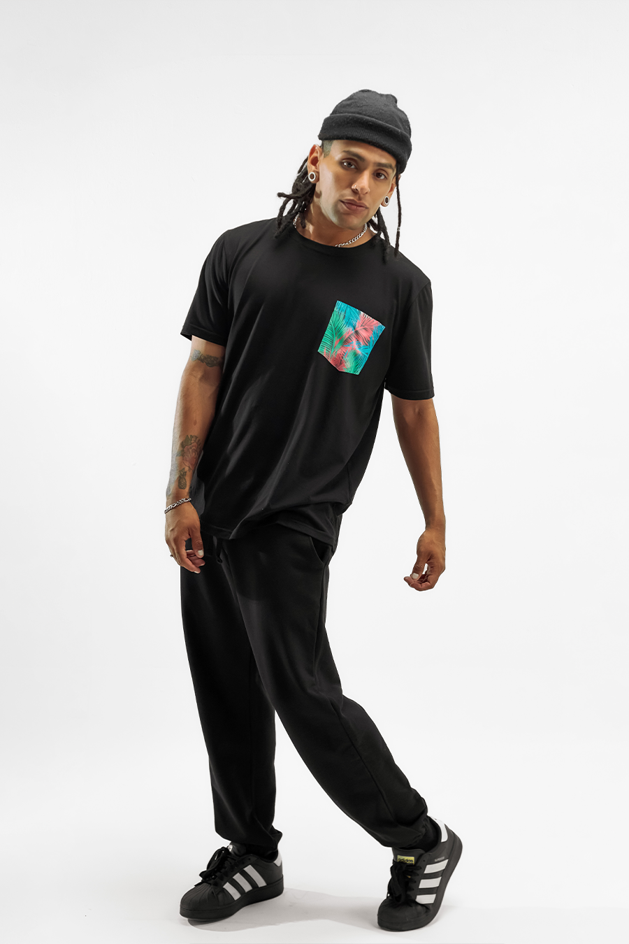Branch Pocket Tee - Negro