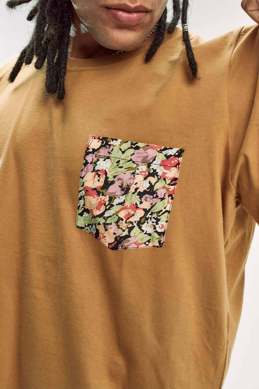 Paint Pocket Tee - Camel