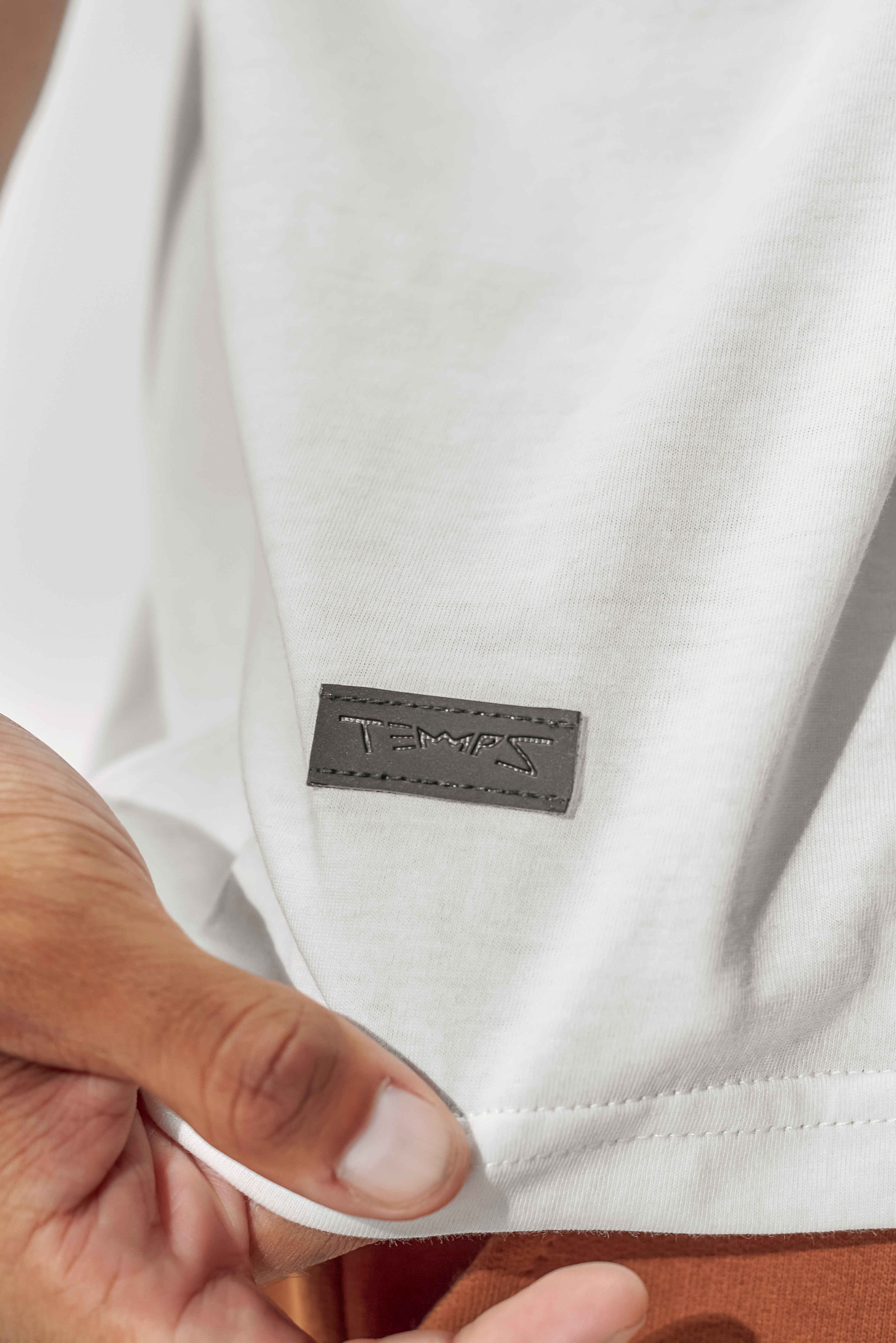 Flowers Pocket Tee - Blanco