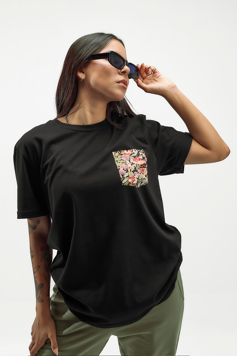 Paint Pocket Tee - Negro